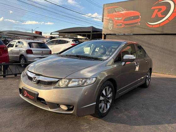 HONDA CIVIC 1.8 LXL 16V FLEX 4P MANUAL
